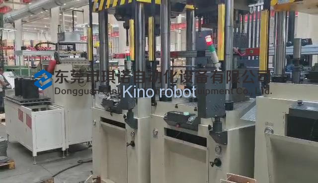 沖床連線機(jī)械手 沖床連線機(jī)械手