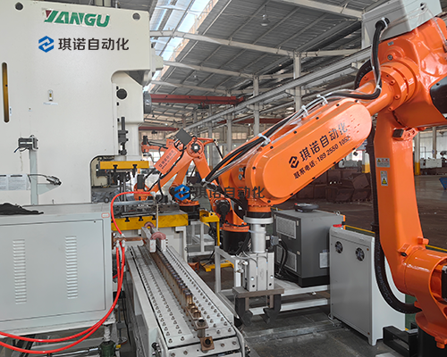 熱鍛機器人 熱鍛機器人