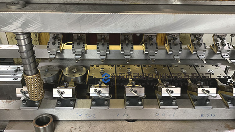 二次元機(jī)械手 二次元機(jī)械手